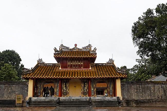 Hué-Tombeau de Minh Mang-040